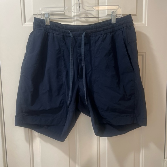 Lululemon Bowline Short Men Large Blue Linerless Athletic Gym Running 7" Casual - Picture 1 of 3